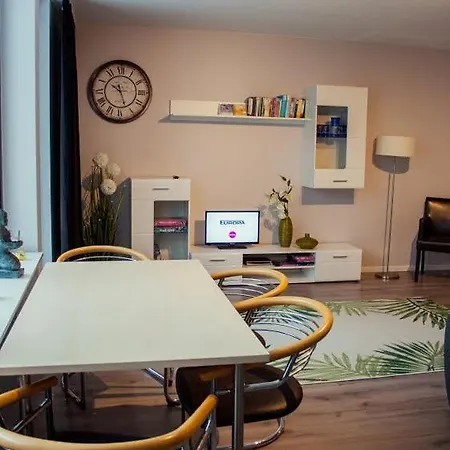 Welcome In - Golfhof Apartment